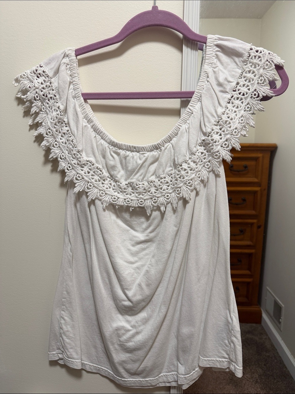 Chaps White Crochet-Trim Off-Shoulder Camisole